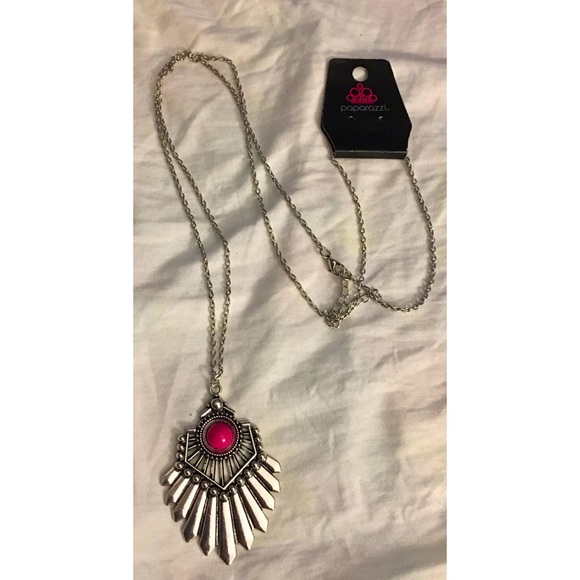 🍒3/$10🍒NWT Paparrazzi Necklace